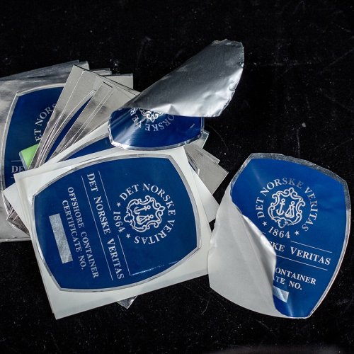 Made in China custom high-end silver brushed stickers custom wine labels stickers