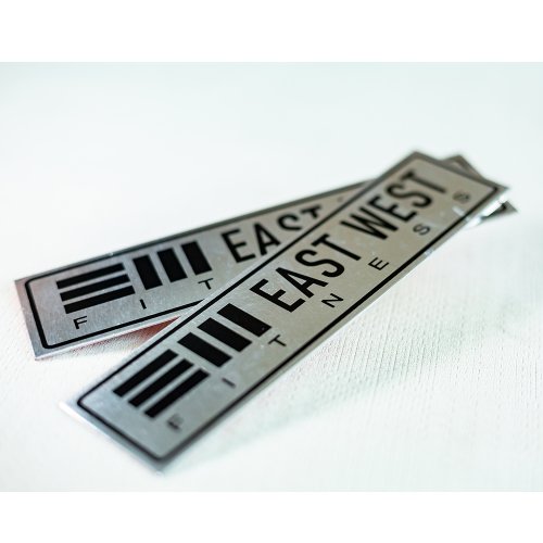 Custom aluminum die cut sticker custom machine metal sign nameplate