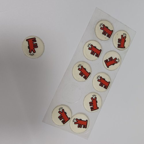 High quality and low price customized 3M self-adhesive bottle round cartoon badge