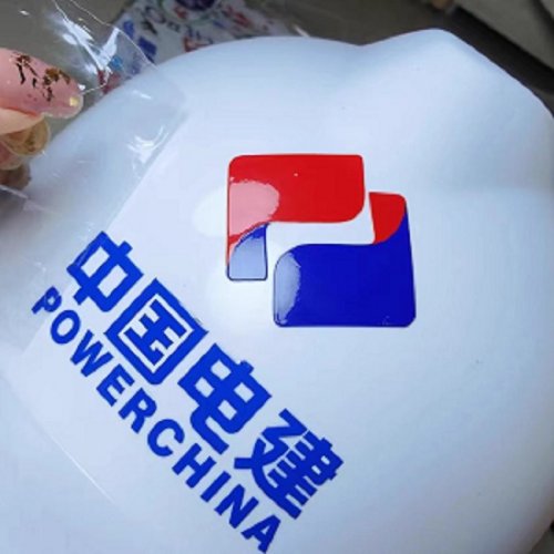 Permanent self-adhesive waterproof gold/silver/color die-cut custom metal transfer bottle box packaging sticker